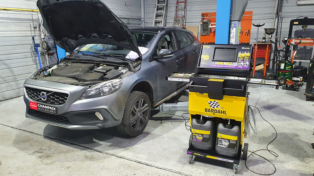 Voiture de collection équipée d'une boîte automatique : confiez la vidange  à ATGF - ATGF - Garage ATGF